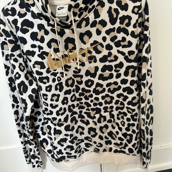 Nike hoodie - Picture 4 of 4